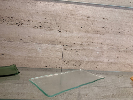 Tray transparent